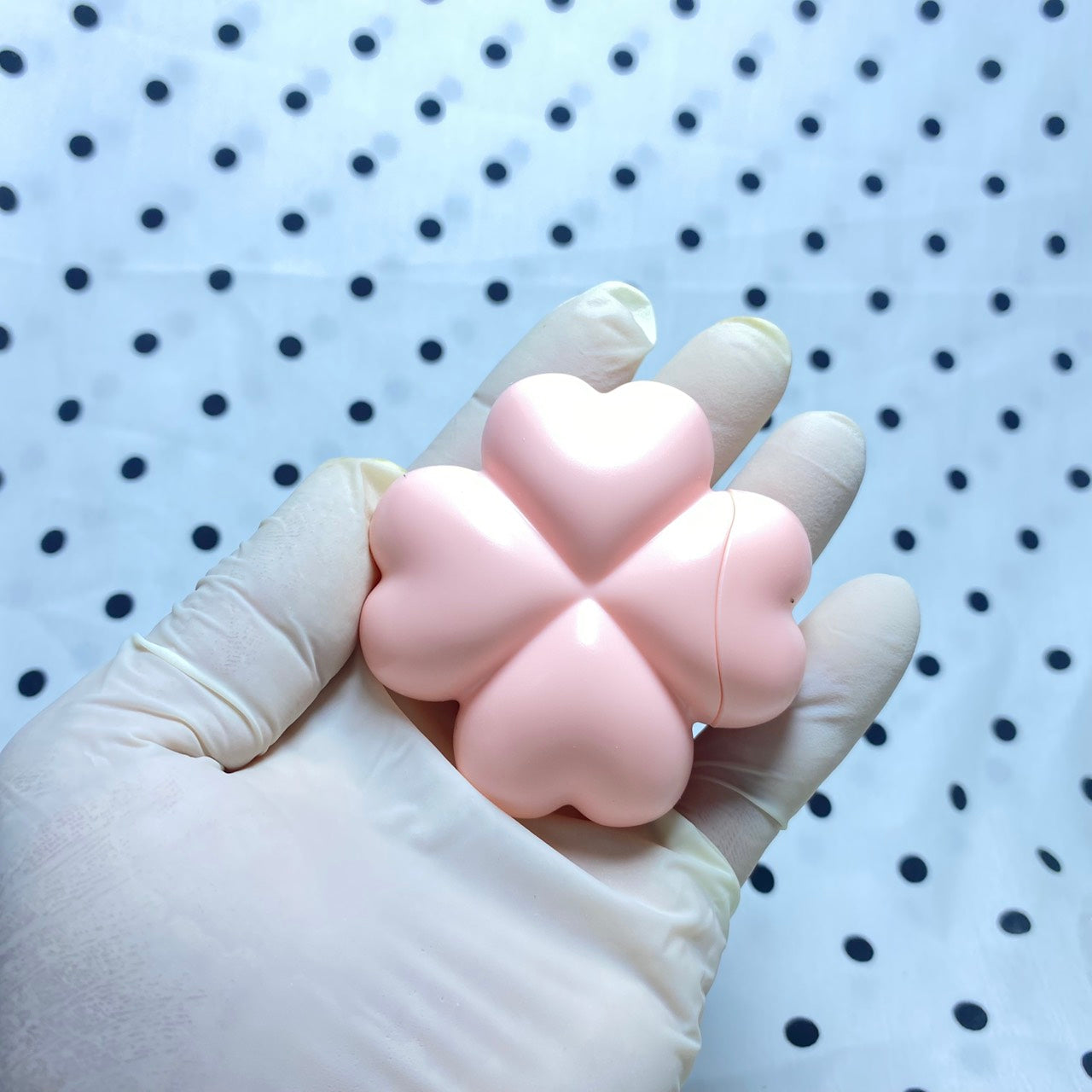 Four-leaf clover licking app, four-leaf clover sucking - four-leaf clover vibrating egg seductive