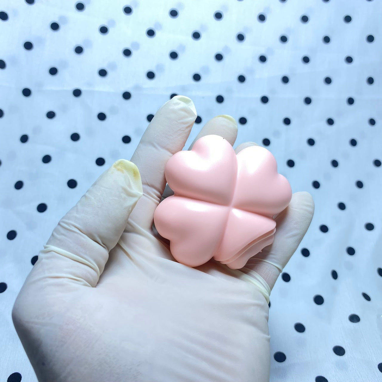 Four-leaf clover licking app, four-leaf clover sucking - four-leaf clover vibrating egg seductive