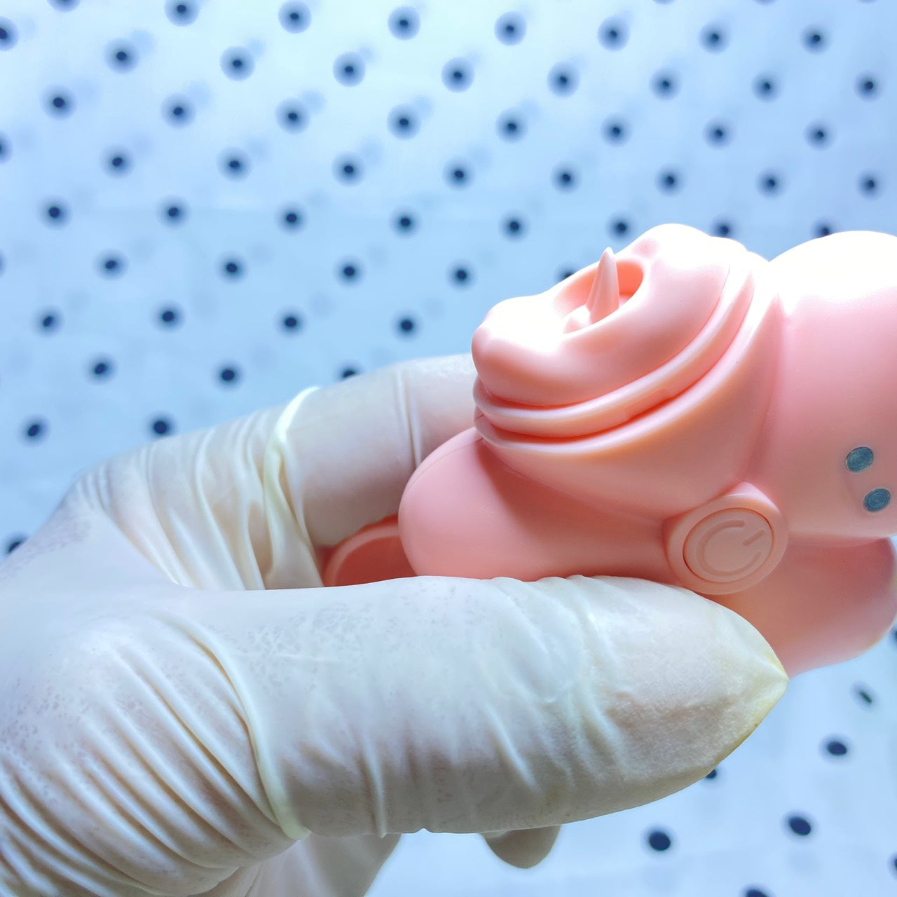 Four-leaf clover licking app, four-leaf clover sucking - four-leaf clover vibrating egg seductive