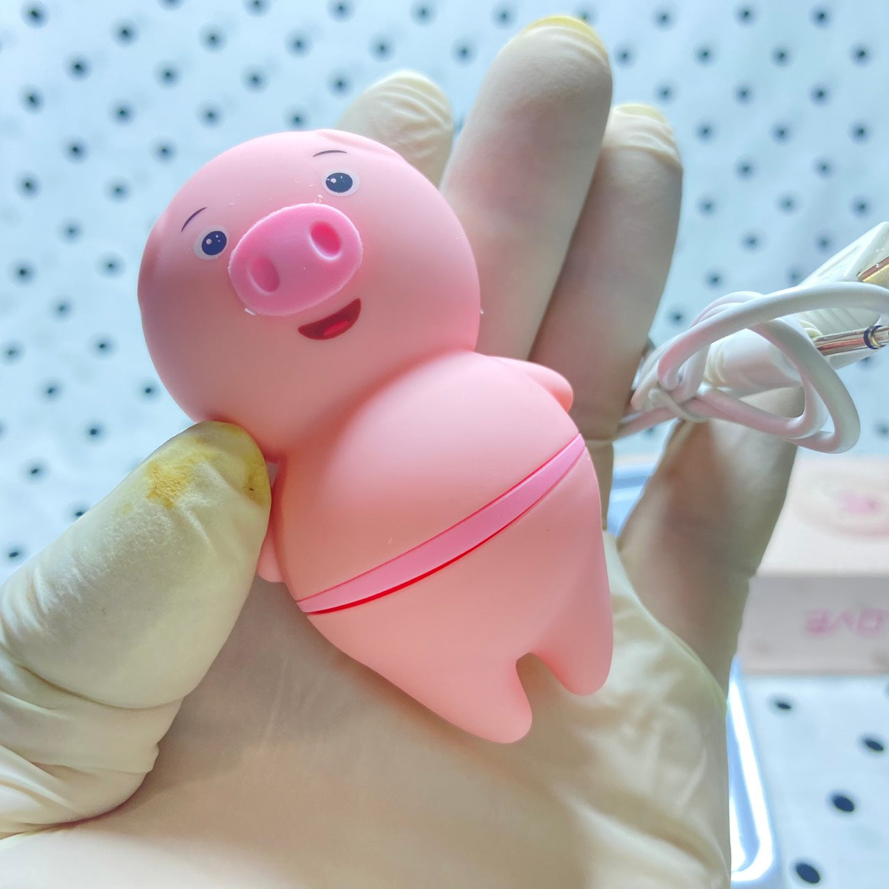 Second generation tongue licking pig - vibrating tongue licking pig, female vaginal massage toy