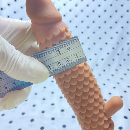 Sakura Fini Dragon Scale Condom - Increased size and thickness with large, spiked particles.