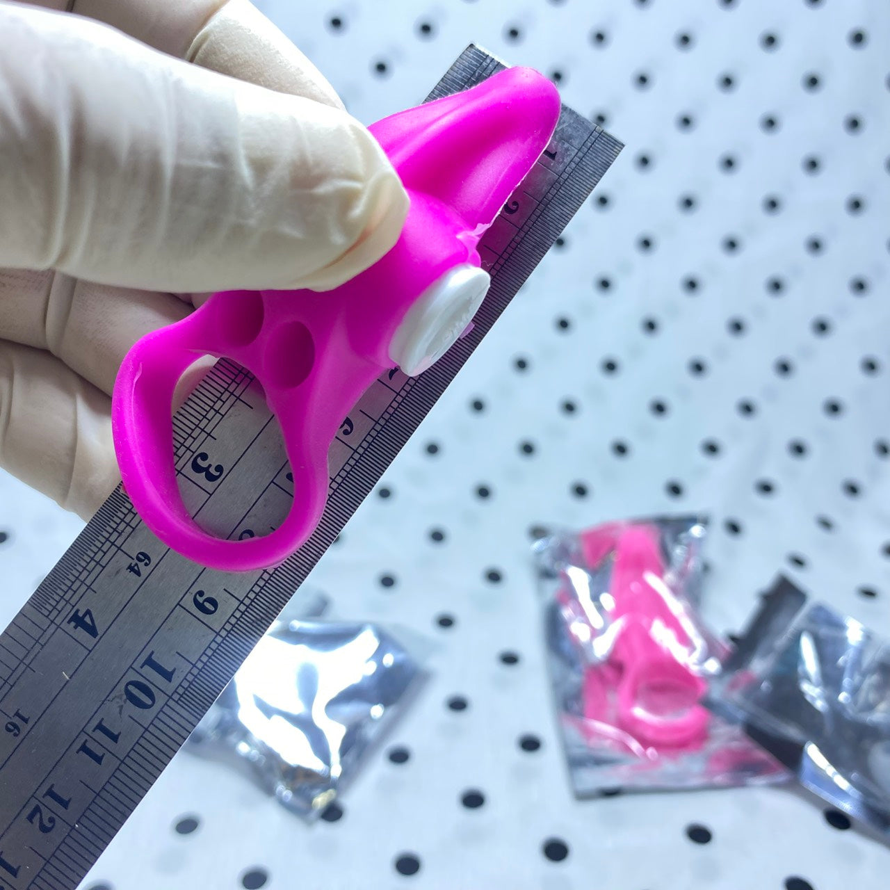 Rabbit Tongue Box-Type Delay Ejaculation Vibrating Ring - Electronic Penis Lock Ring