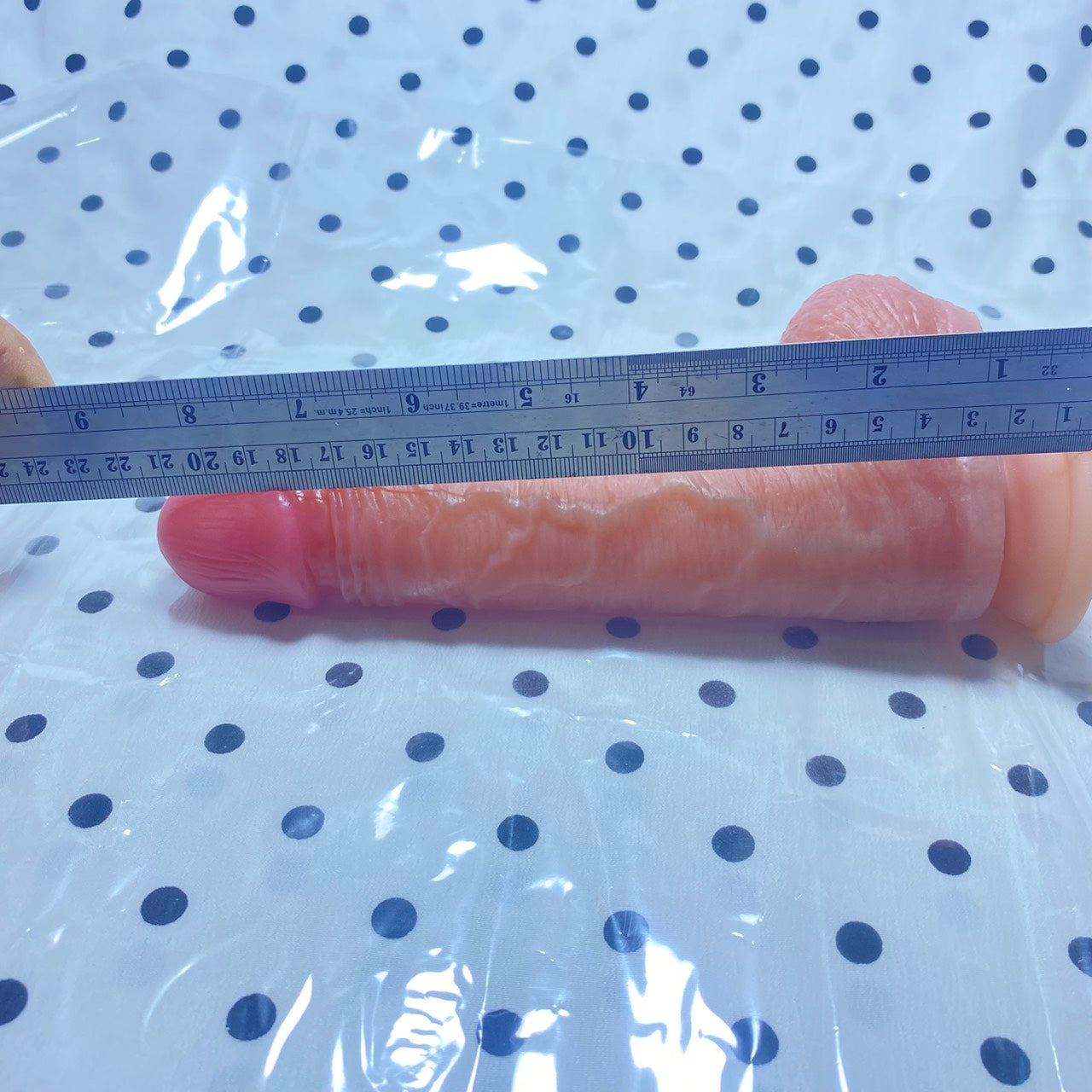 ดิลโด้จำลองซิลิโคนติดผนัง 22 ซม