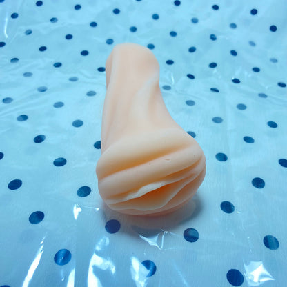 ถ้วยช่วยสำเร็จความใคร่ชายแบบยางนุ่ม