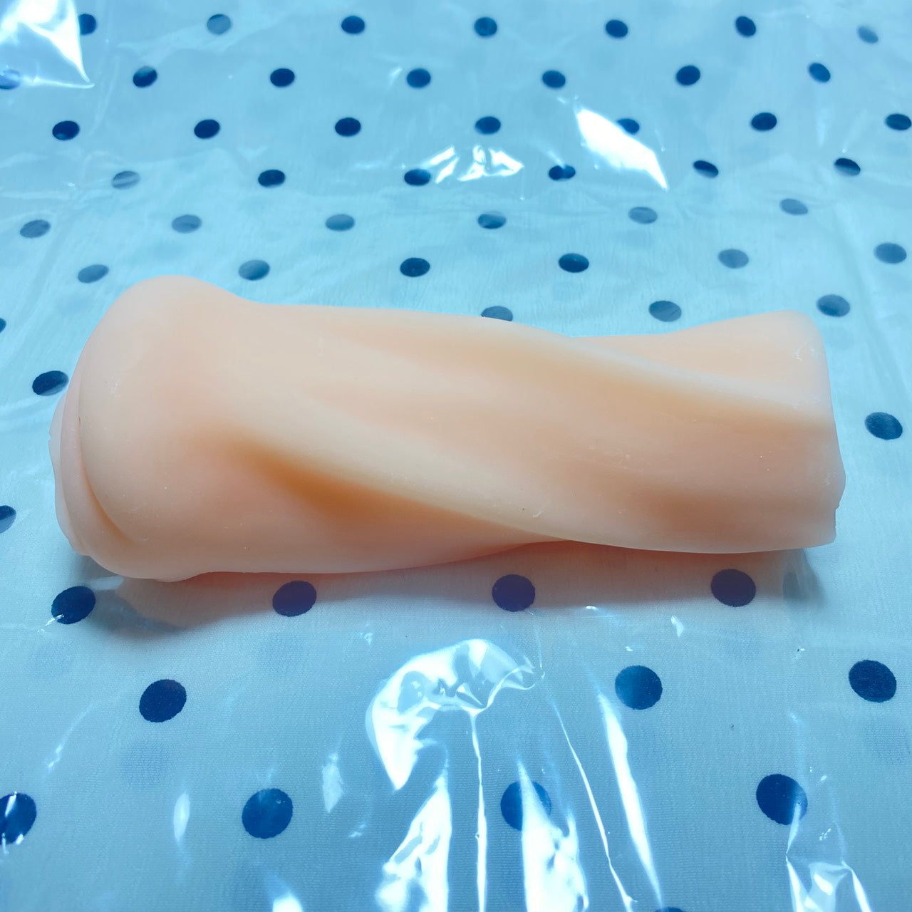 ถ้วยช่วยสำเร็จความใคร่ชายแบบยางนุ่ม